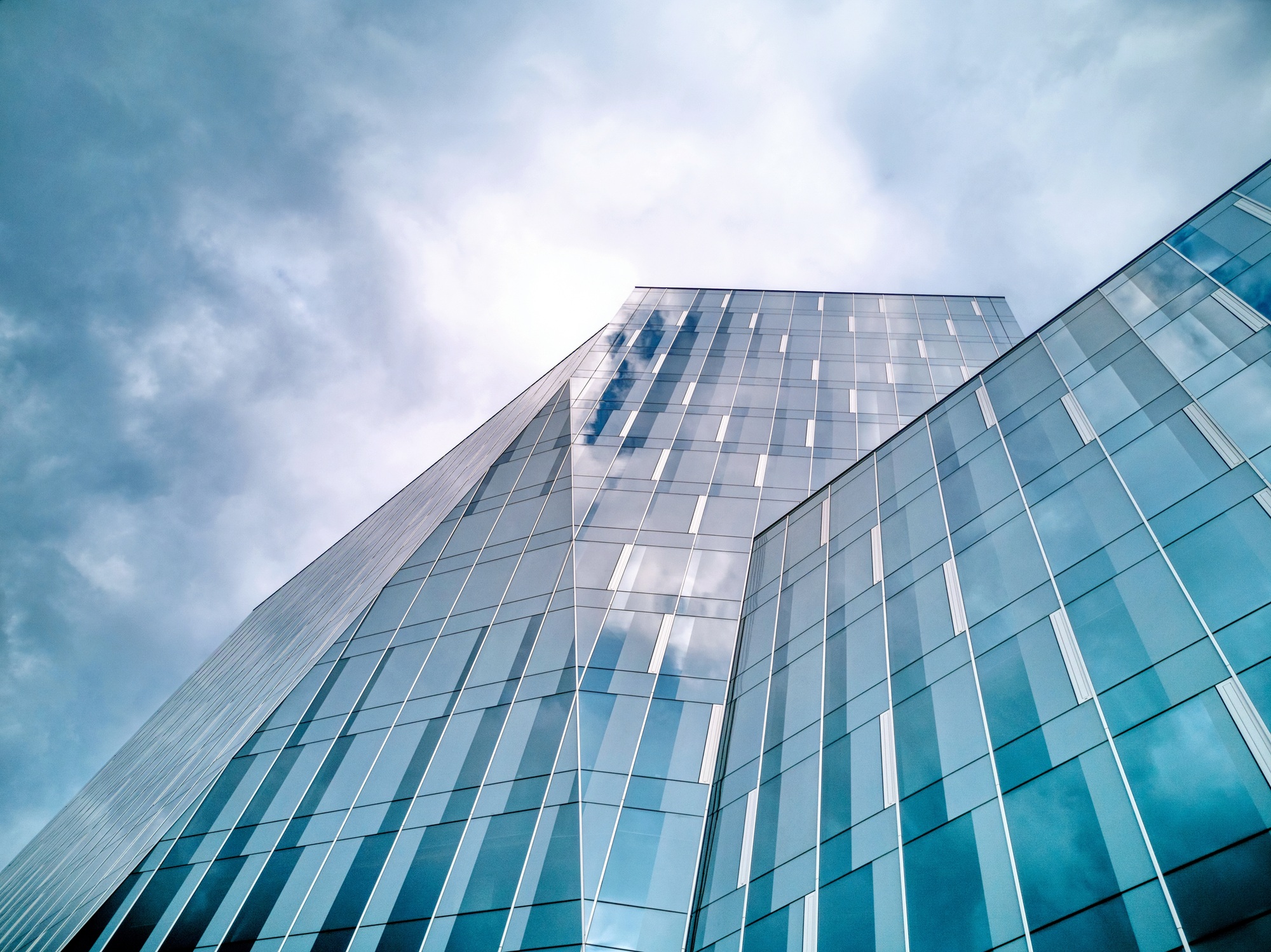 „INVL Technology“ nutraukė sutartį su investicijų patarėju